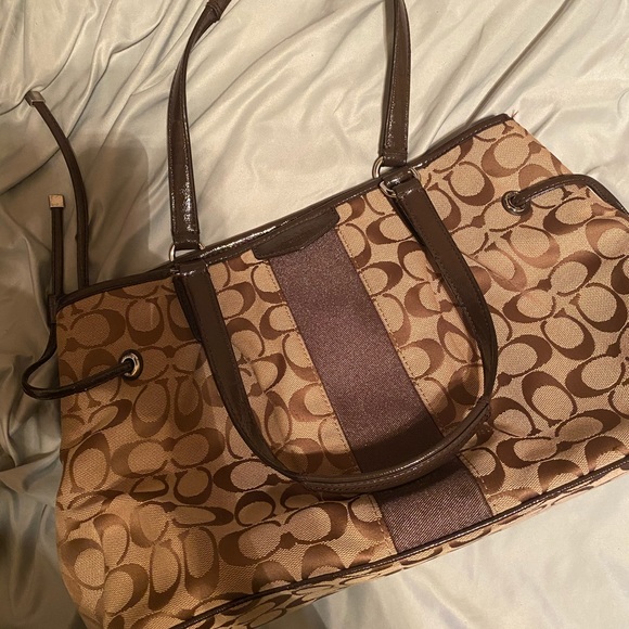 Signature Stripe Coach Handbag + Dust Bag - Picture 3 of 9